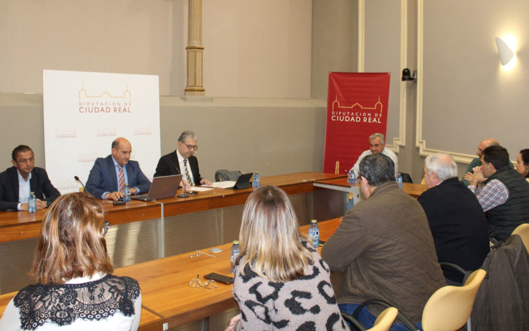 La Asamblea del SCIS aprueba las bases de la oposición de la OEP 2022 para la provisión de 30 plazas de bombero