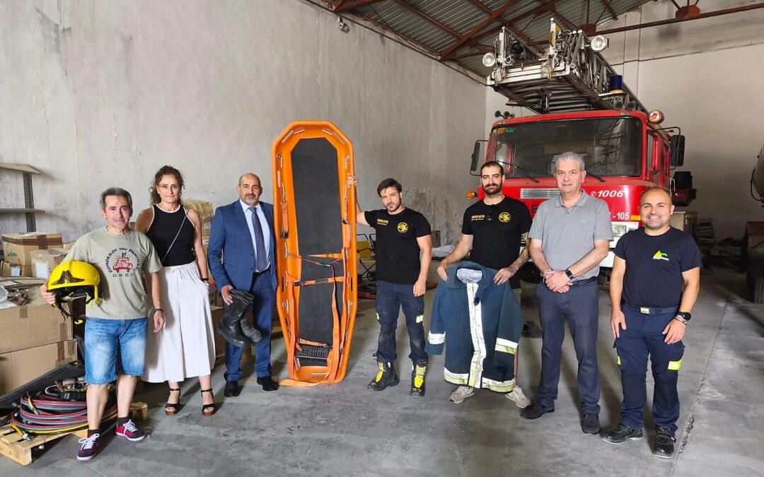 El SCIS realiza una donación solidaria a Bomberos Sin Fronteras para proyectos de extinción de incendios y salvamento en Sudamérica